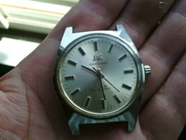 The Shanghai card watches for 7120-606 of the time