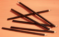 Advertising customized pen black triangle basswood material pencil HB refill good student special pencil