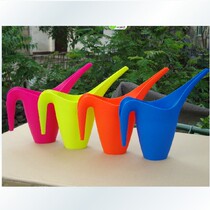 Watering kettle watering kettle with a capacity of 1 L1 8L multiple colors