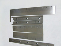 Martini riding the Dragon linkage line three-sided blade