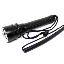  MCOBEAM Diving stepless dimming CREE T6 LED amphibious strong light rechargeable flashlight long shot king