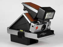 Polaroid Polaroid SX-70 flash multiple times