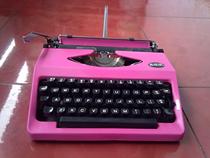 Shanghai hero brand pink pink old-fashioned English mechanical typewriter portable typewriter normal and easy to use