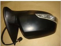 Jiangling Land Wind X8 accessories inverted car mirror assembly rear-view mirror assembly reflective mirror with lamp primer