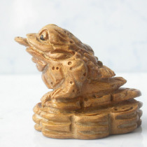 Golden Toad Green Sandalwood Carvings of Fun Pieces Creativity Case Heads Small Pendulum Feature Birthday Small Gift Handlebar Pieces