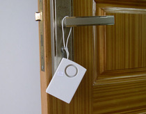 Contact sensing anti-theft alarm Hotel hotel room door handle alarm handle Human body sensing contact alarm