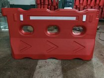 Belt Arrow Three holes Water Horse Plastics Isolation Piers High Plastic Fence Road Isolation Diversion of Collision Avoidance Piers
