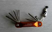 Portable aluminum alloy high-strength bicycle tool combination chain detachable hexagon inner hexagon cross screwdriver