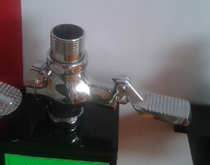 Copper foot squatting toilet flush four-way foot flush valve flush valve stool squat pit delay