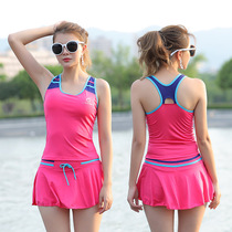 2018 hot spring swimsuit womens split two-piece suit skirt-style boxer sports models with chest pads conservative student swimsuit