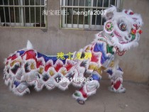Dragon lion factory specializes in the production of dragon lantern lion dance fire props:students double South Lion Buddha outfit wake Lion white color