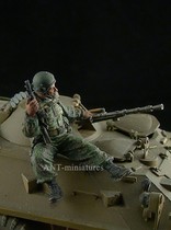 1:35 Resin Soldier Modern Soviet Vehicle Soldier XD26