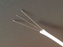 FTTH optical fiber to outdoor cable 1 core leather cable indoor and outdoor butterfly leather cable 1 core single mode 2 steel wire single core leather cable