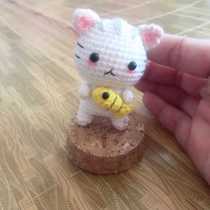 Mango Family Diy Pure Hand Crochet Hook Weave Love Eating Fish Small Kitty Pendants Wool Doll Finished Product