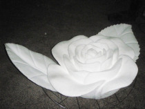 Glass fiber reinforced plastic sculpture park grassland simulation flower landscape sculpture garden scenic spot plant sculpture ornaments