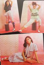 McCuarine Edition color page 2 pages (the color page contains the opposite of that 1 page) 32 open