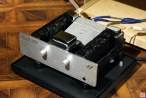 British Ear Yoshino 899 Electronic Tube Combined Amplifier