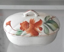 Post-liberation Old Porcelain Collection Antique Rose Pattern Soap Box Soap Box Cultural Porcelain Nostalgia