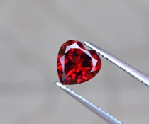 Boutique Mozambican garnet bare stone natural heart 8mm 765mm brilliant red bare stone ring face special offer