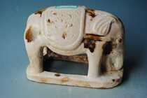 Tang Xing Kiln White Porcelain Point Color Holding Wenplay Paper Elephant