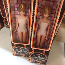 Aoi Japan bridge Lijia little shop Jenny doll friend Ayano future mirai