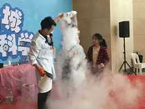 Beijing childrens party planning Science Laboratory door-to-door performance Frankenstein clown laboratory performance