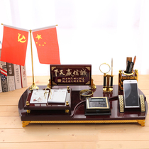 Send leader birthday gift male practical office table ornaments Liuli Dragon pen holder business gift