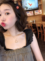 Special BORAKOO Korea East Gate B- in-black embroidered lotus leaf lace slim stretch stretch vest