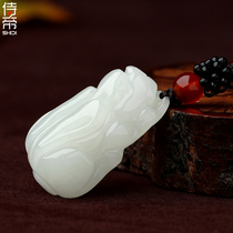 Waiter and Tian jade pendant natural jade rabbit jade pendant white jade raw Xiao rabbit pendant jade necklace small white rabbit with certificate