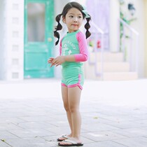  New product contrast color childrens swimsuit Female baby long-sleeved sunscreen split swimsuit Korean childrens beach swimsuit