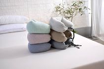The Japan-style multifunctional neck pillow for a long time