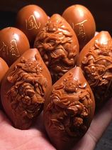 Nuclear carving fans su gong handmade olive nuclear carving bracelets Famous Four Kings Merlin Sihua old cores 2 3cm