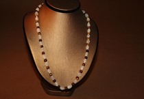 (A good memory) 60 s old natural crystal pomegranate seed Tiger Eye Wood stone necklace