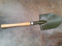 6411 Factory 205 Spade Spade Small spade Vehicle-mounted spade