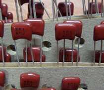 Japan Panasonic CBB film capacitor ECQB 471 470P 470PF 471J P = 5