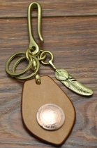 Custom vegetable tanning leather cowhide brand pure yellow copper accessories key chain pants chain buckle financial cloth buckle raising cattle Ancient DIY