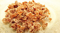 Shanghai haka food seedless sour plum kernels horned plum dried meat specialty preserved fruit sweet and sour candied City God Temple store