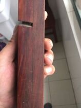 The bag is old and the groove is gouging.