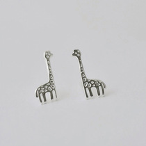 Japan-ROK minimalist sweet and beautiful gift accessories s925 pure silver anti-allergy cute animal giraffe ear nail daughter