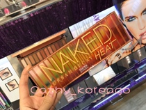 urban decays New NAKED HEAT Eyeshadow Palette