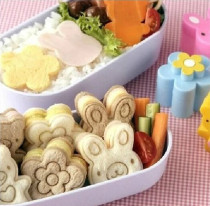 New Pint Cute Little Animal Sandwich Mold Bread Cookies Embossing Machine Meal Group Lunch model