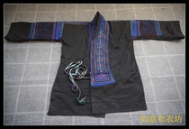 Old embroidery clothing old clothes old embroidered clothes Qiannan clothes handmade clothes number sand embroidery clothing K389