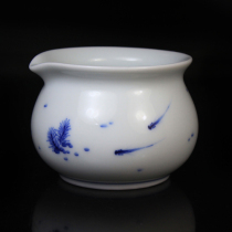 Taiwan alcohol products of the elegant blue-and-white fish gong bei wu ba gong bei blue-and-white porcelain with the xiao tea tray hand-painted