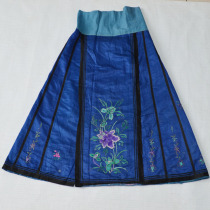 Republic of China dress Antique collection Old handmade old embroidery old embroidery pieces Old embroidered skirt DIY-blue 9 full seed embroidered horse face skirt