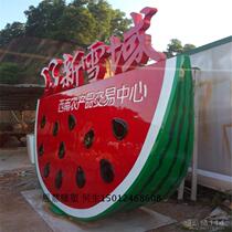 Supply FRP watermelon sculpture Yiwu wholesale city simulation watermelon landscape sculpture plant fruit sculpture