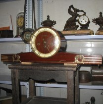German five-tone table clock
