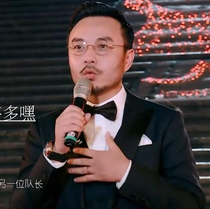 Film and TV stars can be matched with nearsightedness Republic of China Reformed Eye frames Mens wave round small frame Spectacle Frame Female Full Frame Pure Titanium