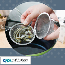 South Korea imported stainless steel halogen seasoning bag tea ball box soup leak filter seasoning bottle can Kitchen taste treasure