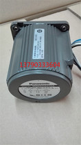 Panasonic 25W three-phase round shaft motor M8MX25S4YGA Panasonic 25W round shaft motor M8MX25S4YGA spot