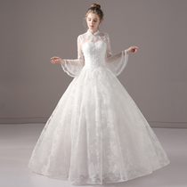 French light wedding dress 2021 new bride long sleeve temperament simple Female small man Hepburn go out yarn tailing
